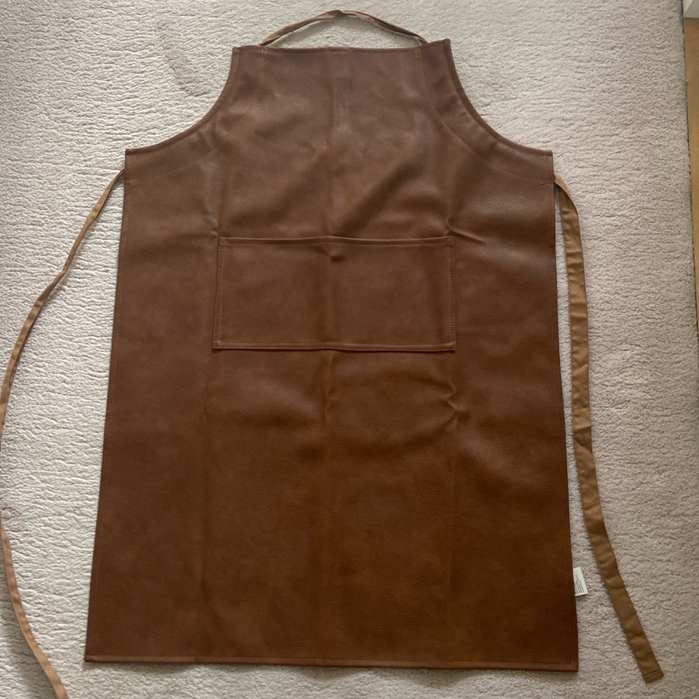 Crate & Barrel Scout Apron - Cognac